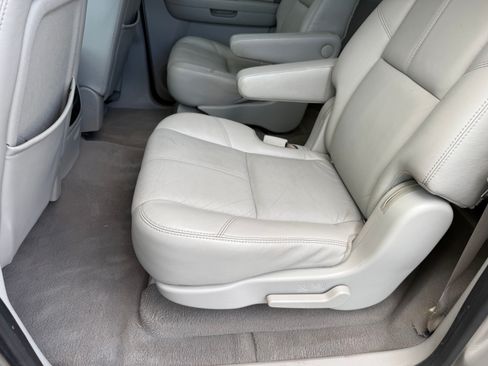 Used 2007 Chevrolet Suburban LT RWD image 71