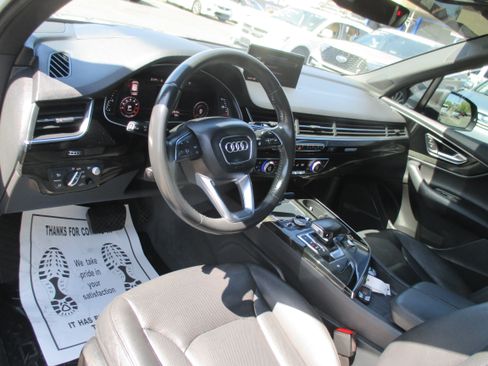 Used 2018 Audi Q7 3.0T Quattro S Line Prestige S AWD/4WD image 7