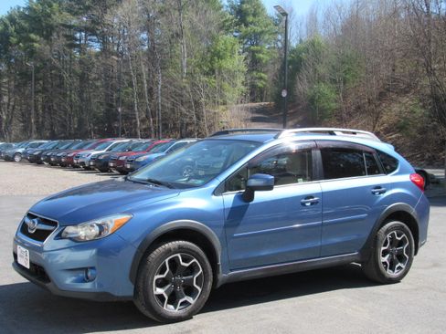 Used 2015 Subaru XV Crosstrek 2.0i Premium image 2