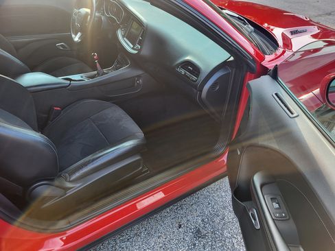 Used 2015 Dodge Challenger R/T Scat Pack image 14