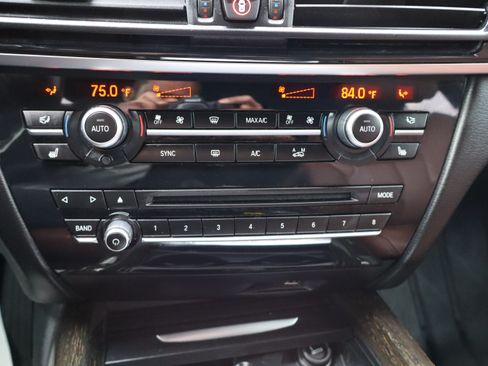 Used 2017 BMW X5 xDrive35d image 30