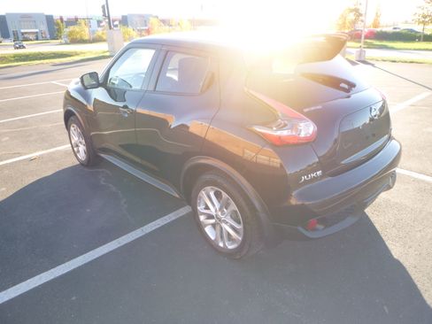 Used 2016 Nissan Juke SV AWD/4WD image 8