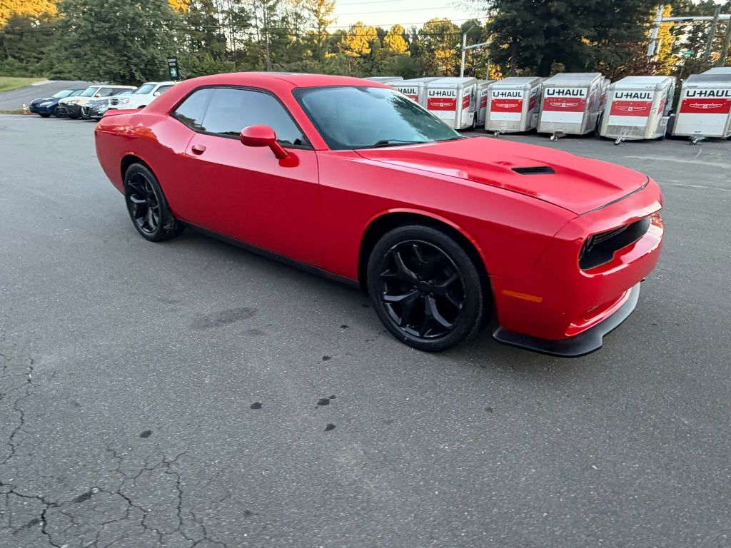 Used 2015 Dodge Challenger SXT Plus RWD image 5