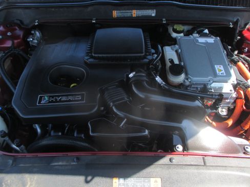 Used 2014 Ford Fusion SE Hybrid FWD image 17