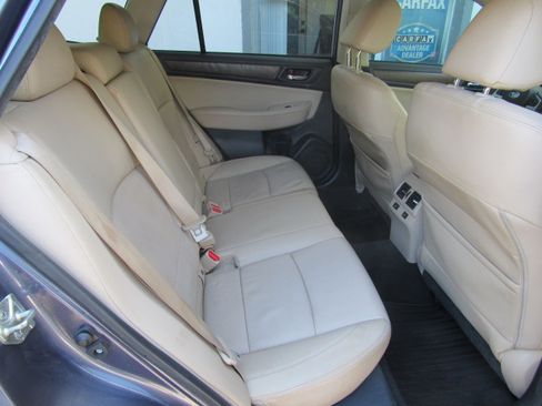 Used 2015 Subaru Outback 3.6R Limited AWD/4WD image 16