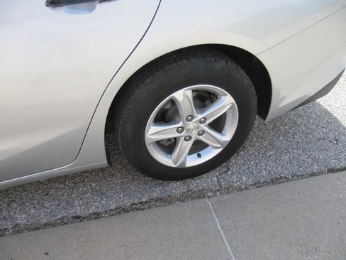 Used 2022 Chevrolet Malibu LS image 10