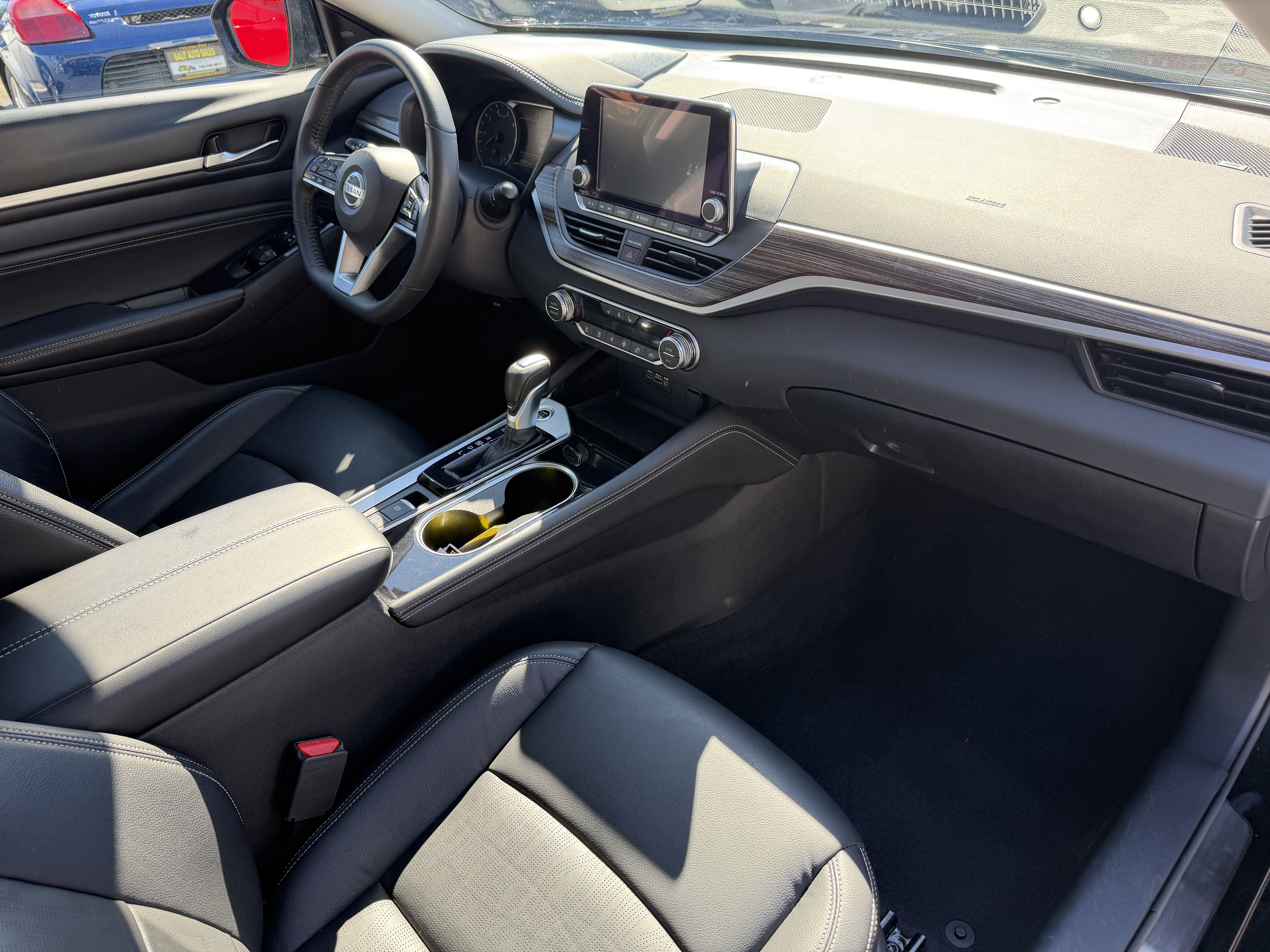 Used 2021 Nissan Altima 2.5 Platinum AWD image 21