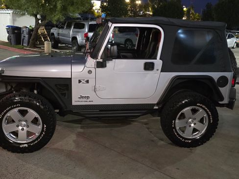Used 2005 Jeep Wrangler Sport image 30