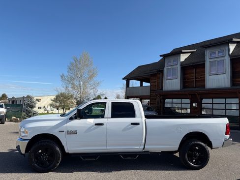 Used 2016 RAM 2500 4x4 Crew Cab ST image 2