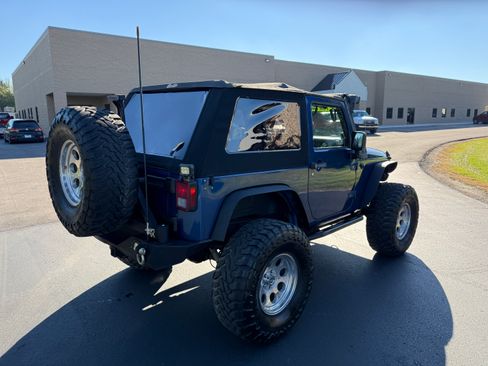 Used 2010 Jeep Wrangler Sport S image 3