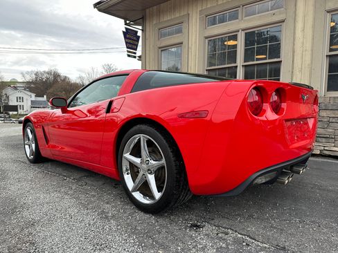 Used 2013 Chevrolet Corvette image 3