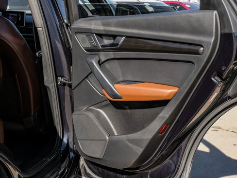 Used 2018 Audi Q5 2.0T Premium Plus image 49