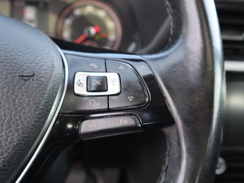 Used 2020 Volkswagen Passat 2.0T SE image 19