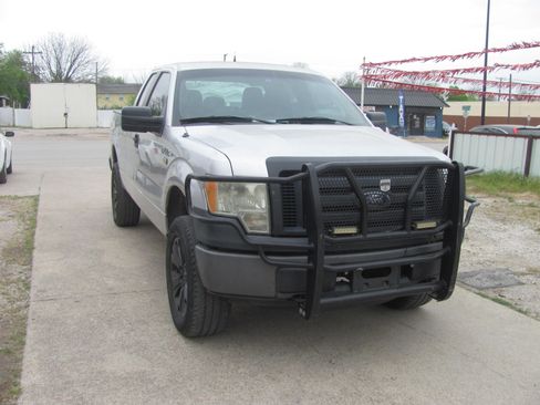 Used 2011 Ford F150 image 2