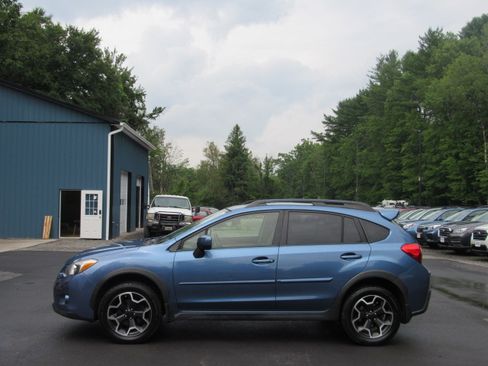 Used 2014 Subaru XV Crosstrek 2.0i Limited AWD/4WD image 3