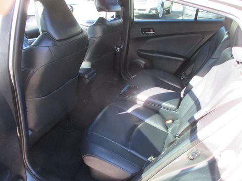Used 2017 Toyota Prius Prime image 13