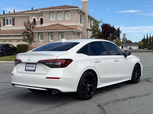 Used 2025 Honda Civic Sport Sedan image 6