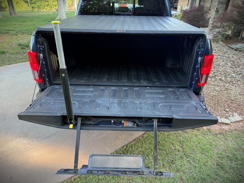 Used 2020 Ford F150 4x4 SuperCrew image 17