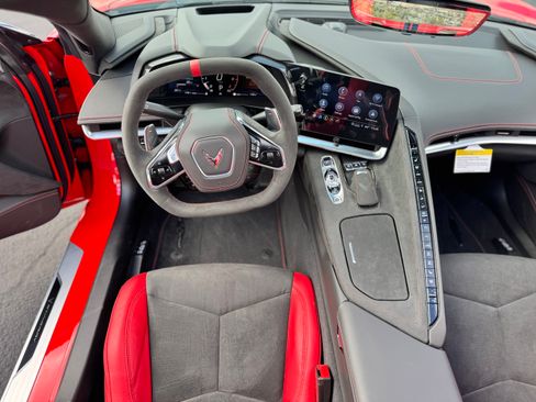 Used 2021 Chevrolet Corvette image 16