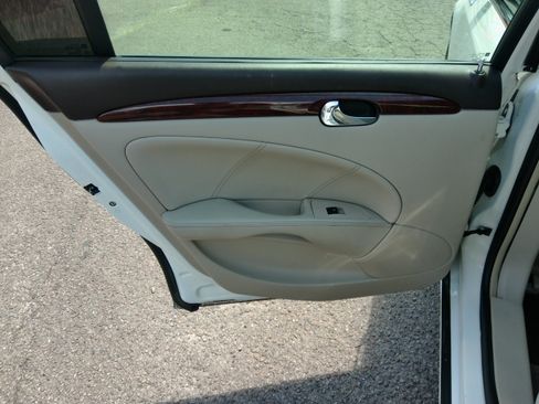 Used 2008 Buick Lucerne CX FWD image 22
