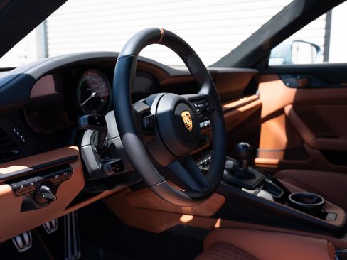 Used 2024 Porsche 911 S/T image 87