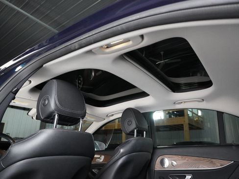 Used 2018 Mercedes-Benz E 300 image 28