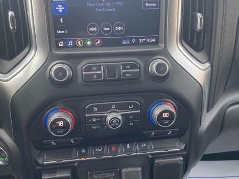 Used 2019 Chevrolet Silverado 1500 LT image 13