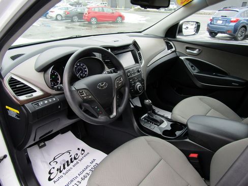 Used 2017 Hyundai Santa Fe Sport image 20
