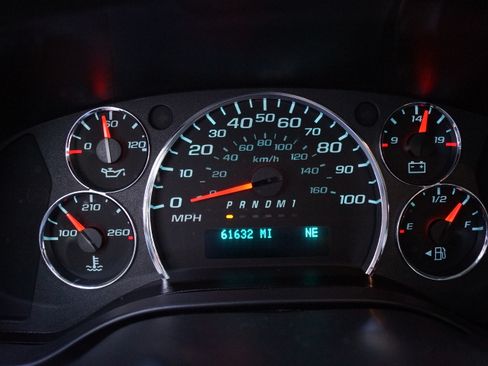 Used 2021 Chevrolet Express 3500 LT image 15