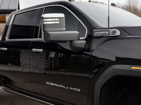 Used 2026 GMC Sierra 3500 Denali Ultimate image 29