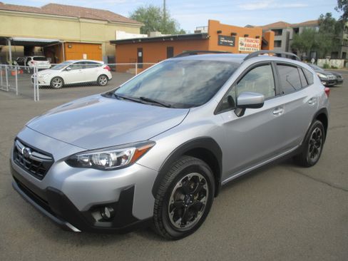 Used 2021 Subaru Crosstrek 2.0i Premium AWD/4WD image 18