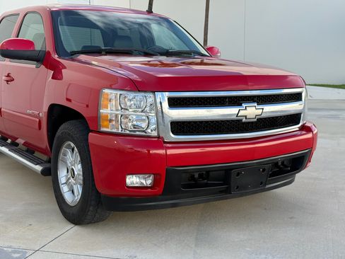 Used 2007 Chevrolet Silverado 1500 LTZ image 53