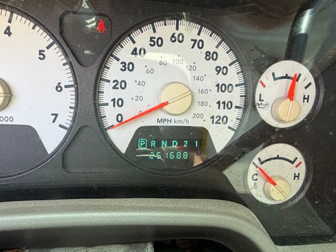 Used 2009 Dodge Ram 2500 Truck 4x4 Quad Cab image 12