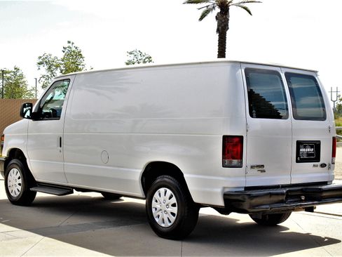 Used 2012 Ford E-150 and Econoline 150 image 7