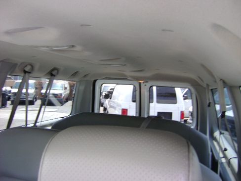 Used 2009 Ford E-150 and Econoline 150 image 15