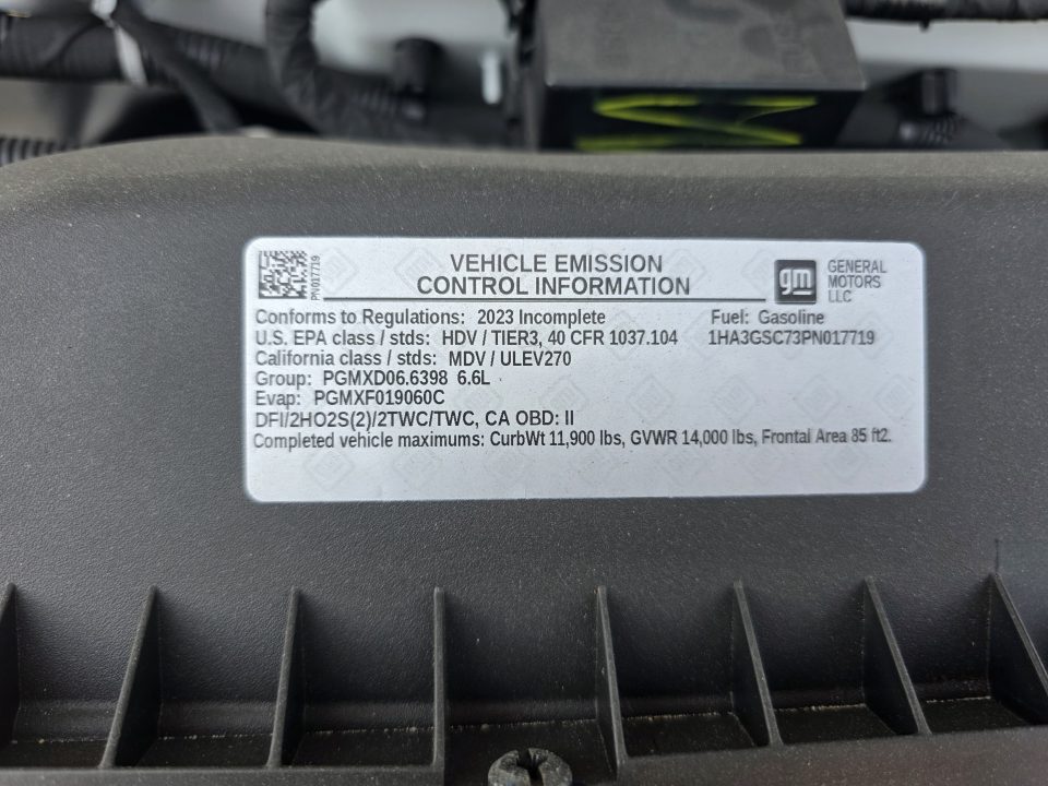 Used 2023 Chevrolet Express 3500 UNAVAIL RWD image 21