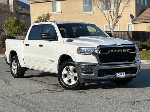 Used 2025 RAM 1500 Lone Star image 6