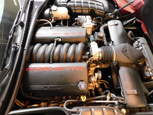 Used 2003 Chevrolet Corvette image 12