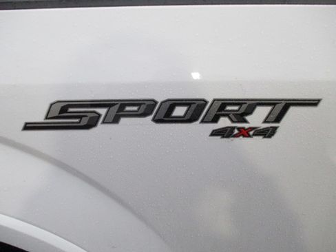 Used 2017 Ford F150 4x4 SuperCrew image 12