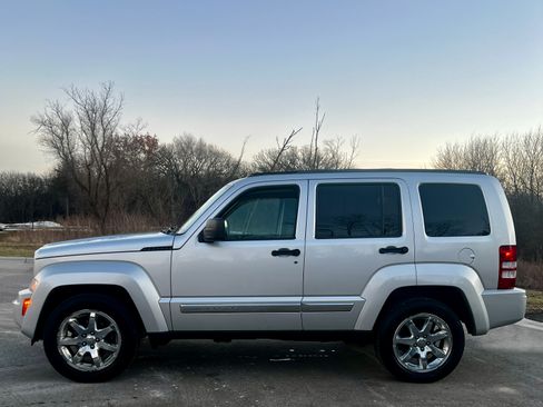 Used 2008 Jeep Liberty Limited image 3