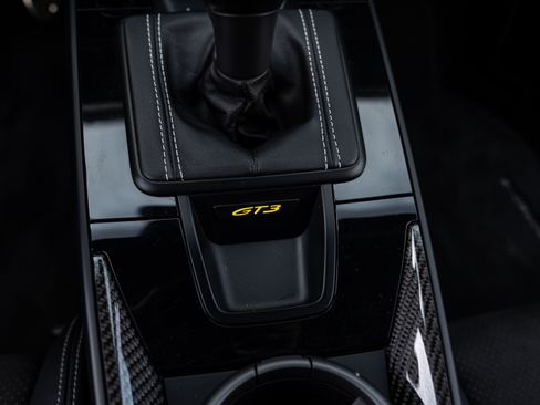 Used 2022 Porsche 911 GT3 image 16