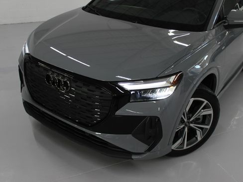 Used 2024 Audi Q4 e-tron Premium Plus image 5