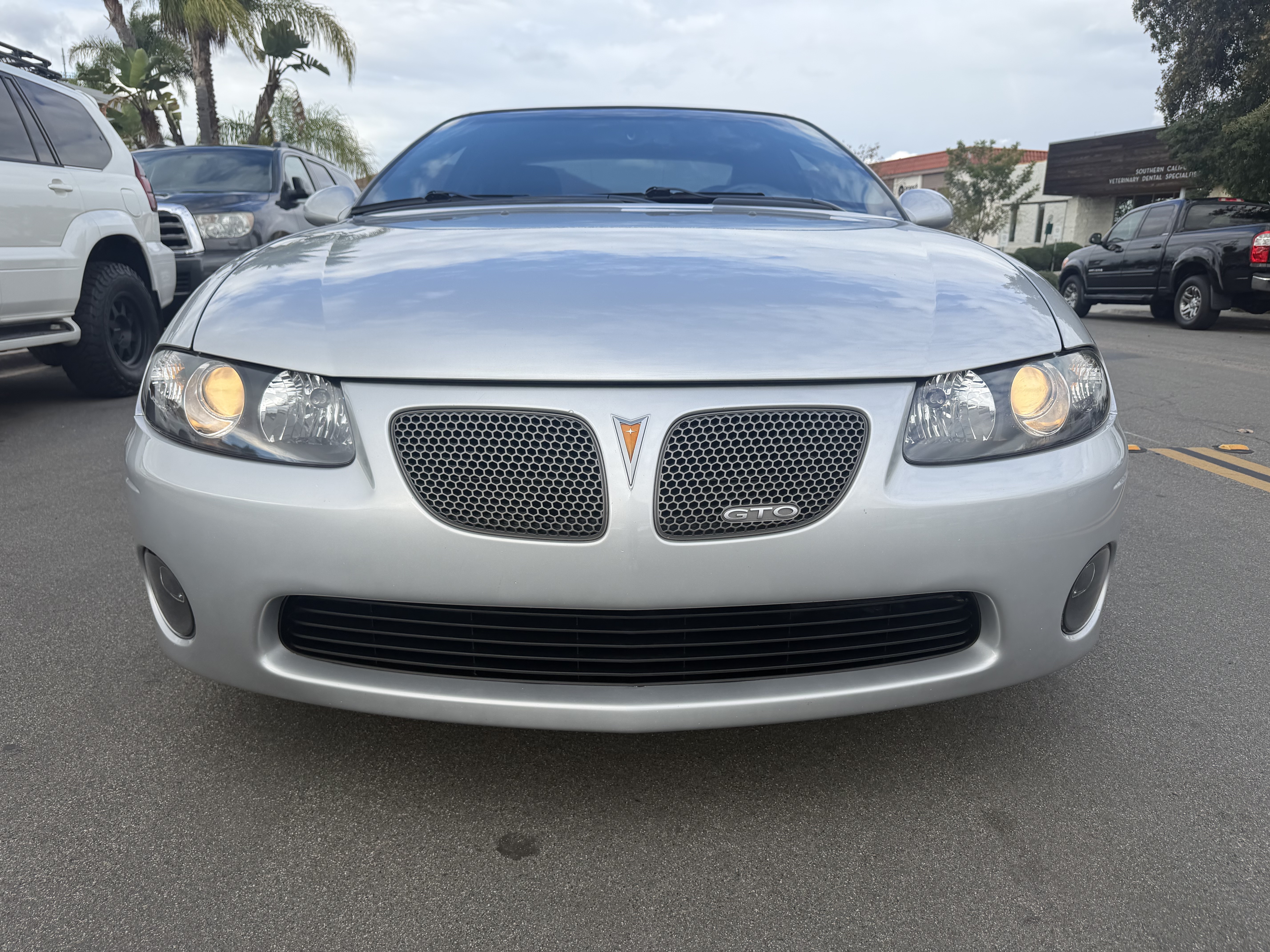 Used 2004 Pontiac GTO UNAVAIL RWD image 16