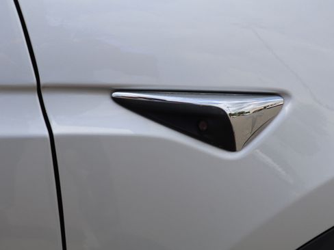 Used 2018 Tesla Model X P100D AWD/4WD image 14