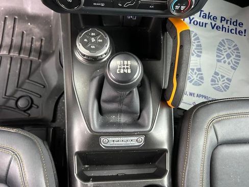 Used 2022 Ford Bronco Badlands image 18