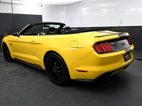 Used 2017 Ford Mustang GT Premium image 3