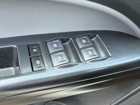 Used 2022 Chevrolet Colorado W/T RWD image 15