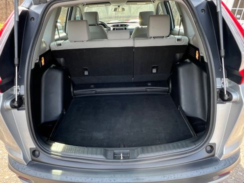 Used 2017 Honda CR-V LX image 14