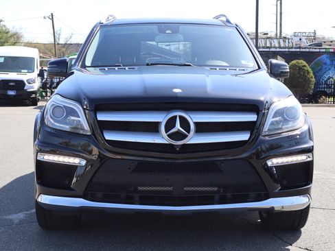 Used 2015 Mercedes-Benz GL 550 image 3