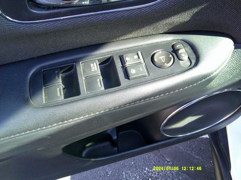 Used 2019 Honda HR-V EX image 10